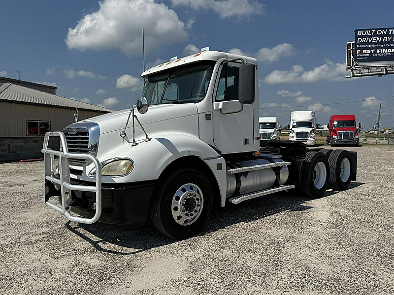 2007-freightliner-columbia+120